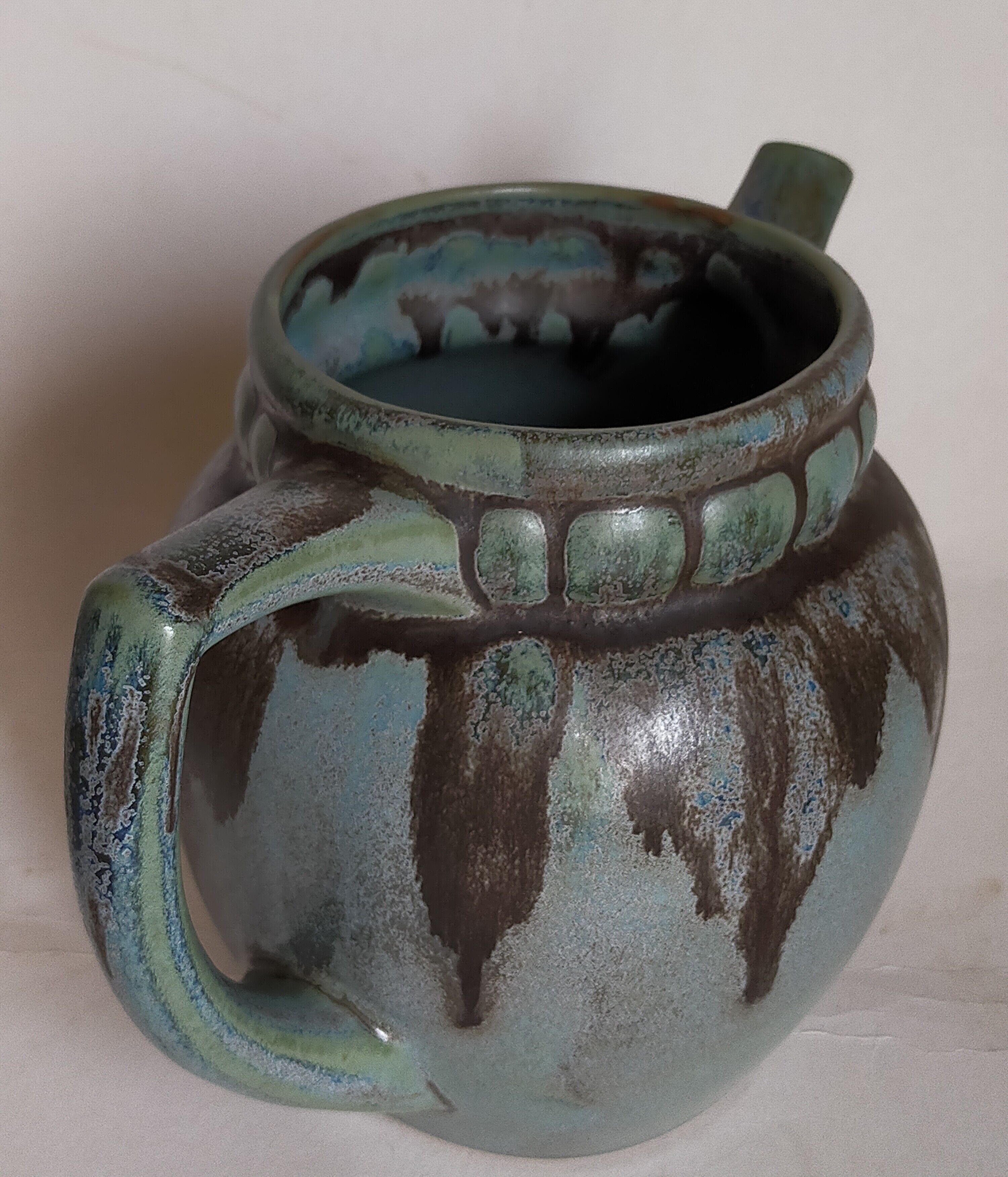 Denbac art-deco pitcher in flammé sandstone