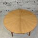 Extendable round table