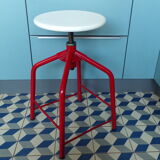 Screw workshop stool