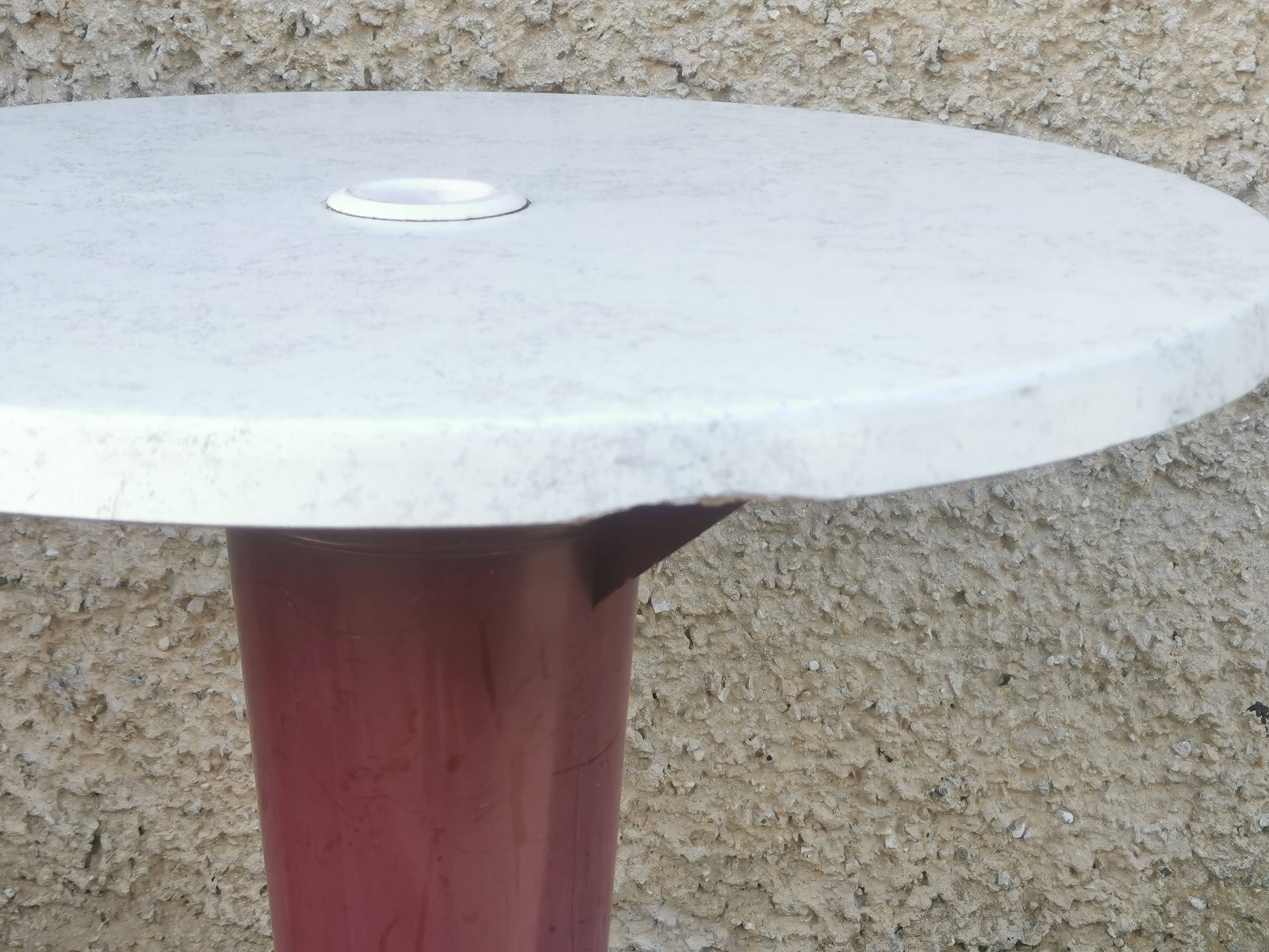 “Vintage 60” patio pedestal