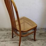 Chaise en bois cannée modèle " Eden"