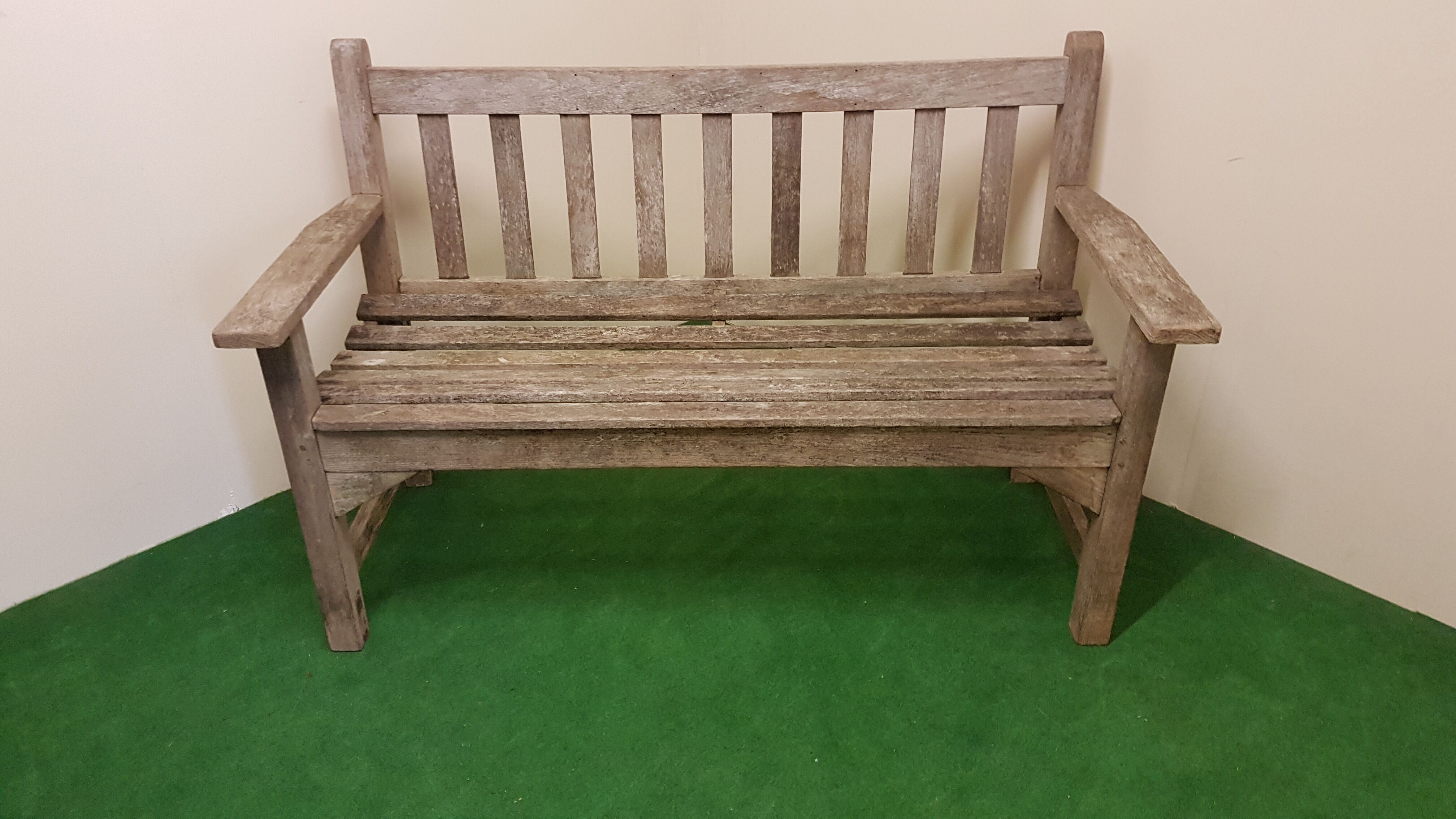 Garden bench