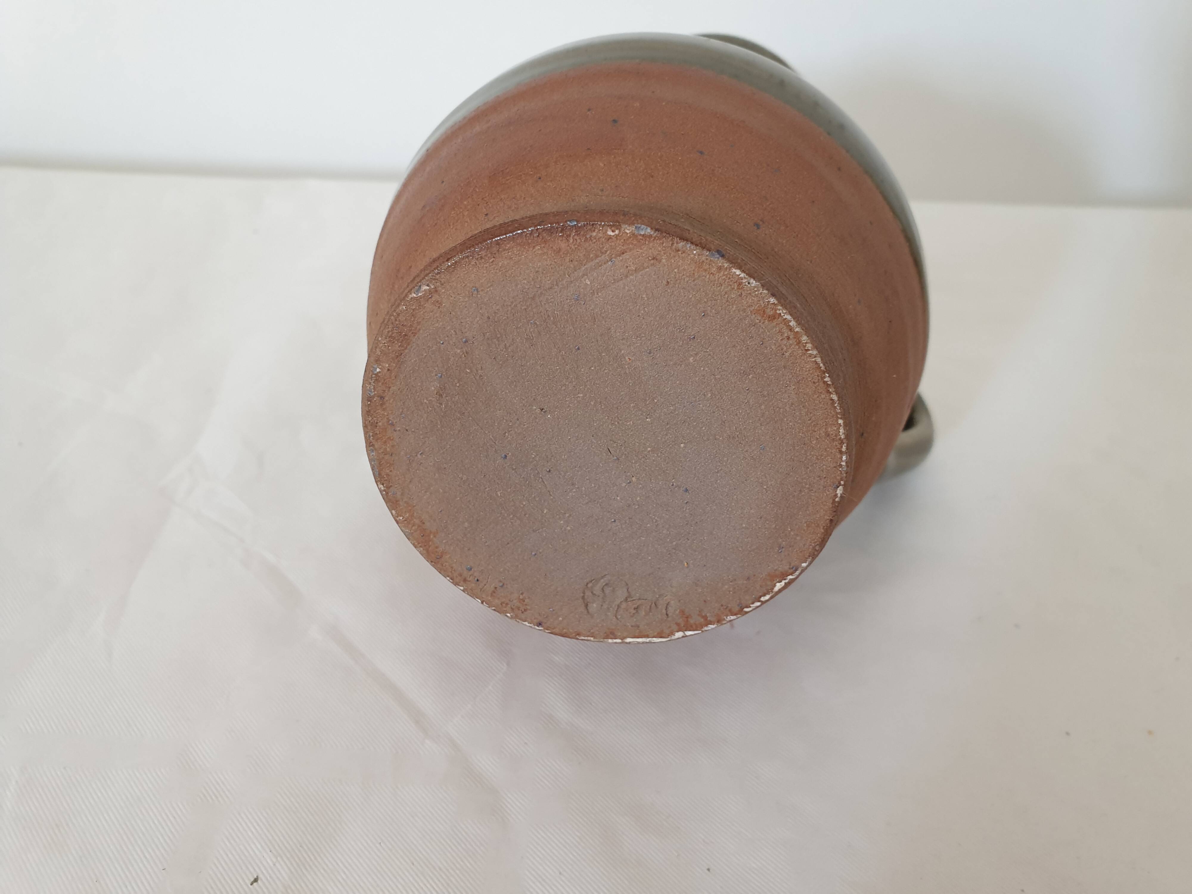 Small pitcher in glazed ceramic signed JC Seguin Puisaye (pictogram)