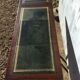 Table basse dessus cuir