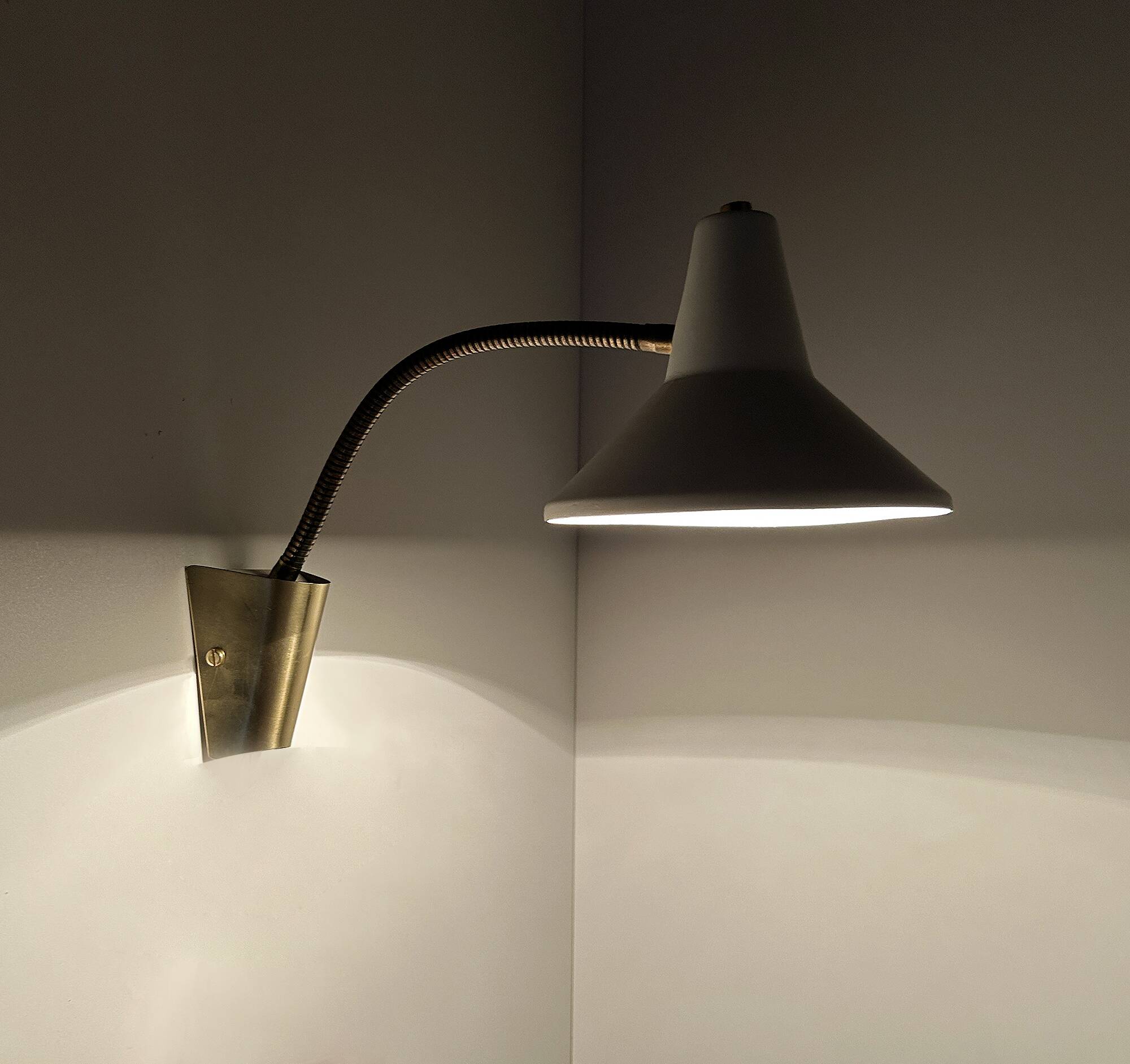 Vintage Italian Bedside Wall Light