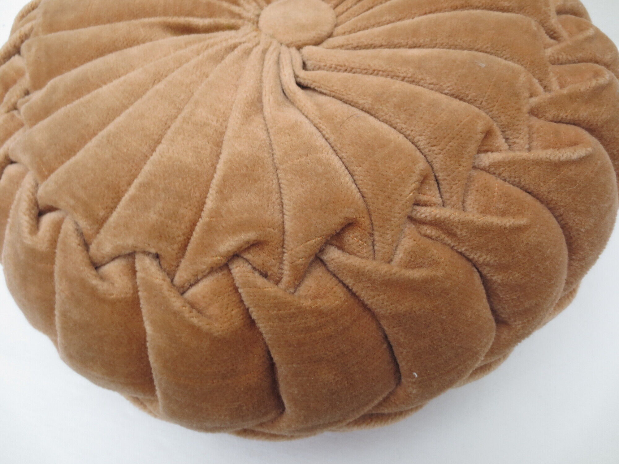 Vintage round cushion in velvet grège / chamois of 36cm in diameter