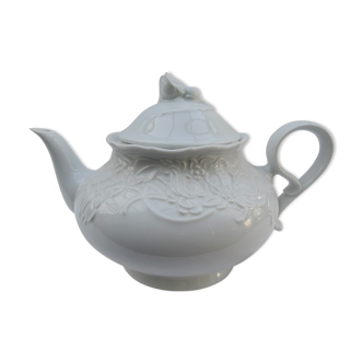 Bavarian white earthenware teapot