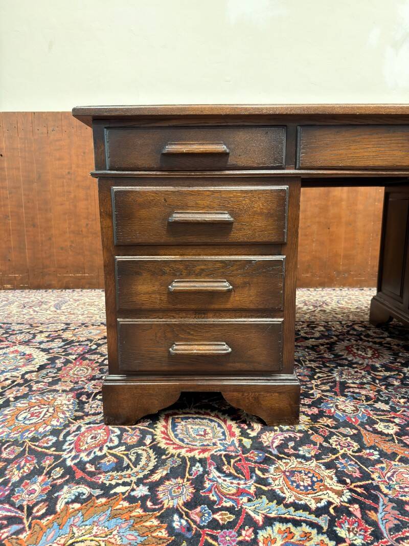 Bureau Chesterfield anglais antique