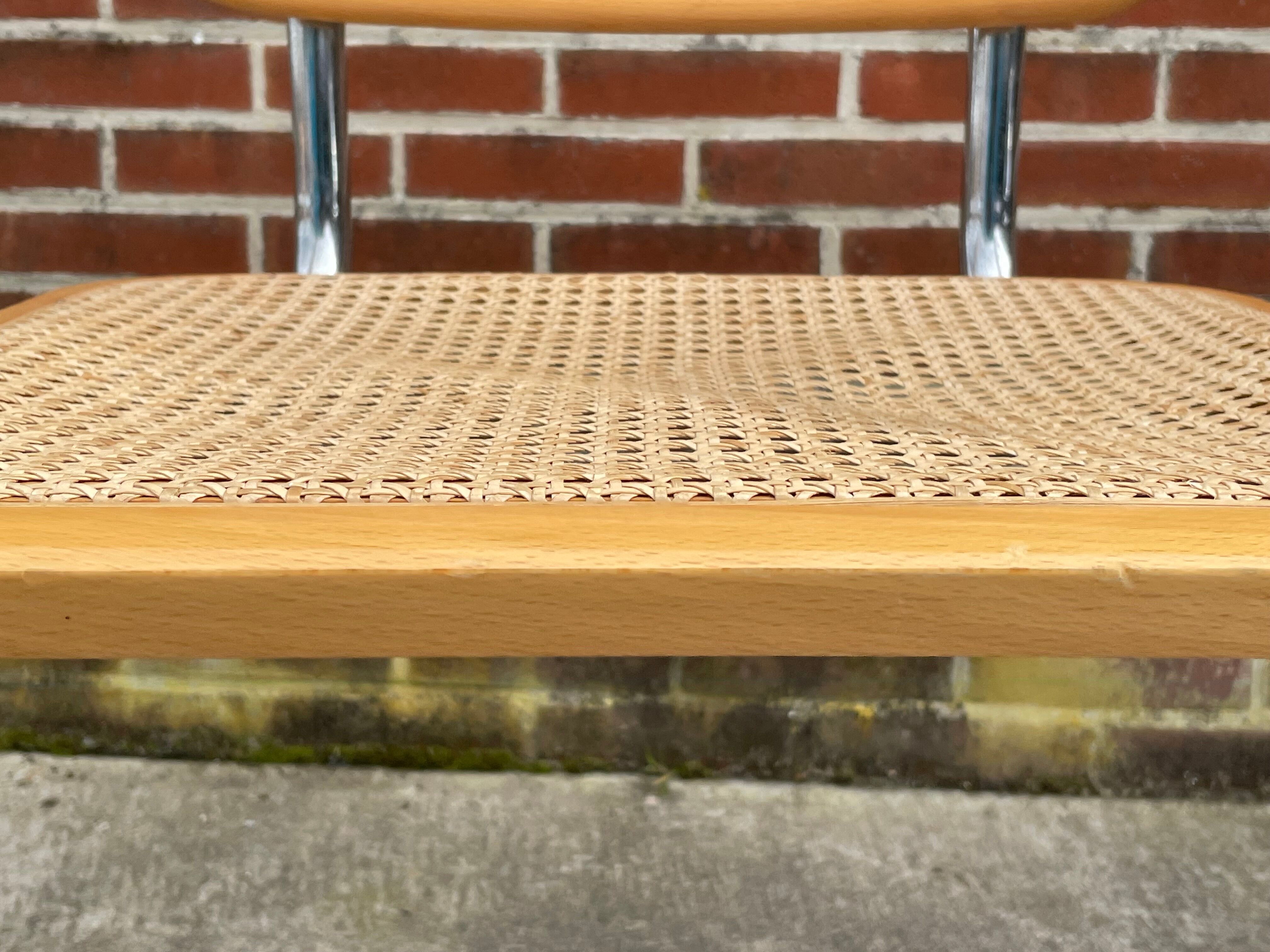 Cesca chair B64 with armrests by Marcel Breuer Design