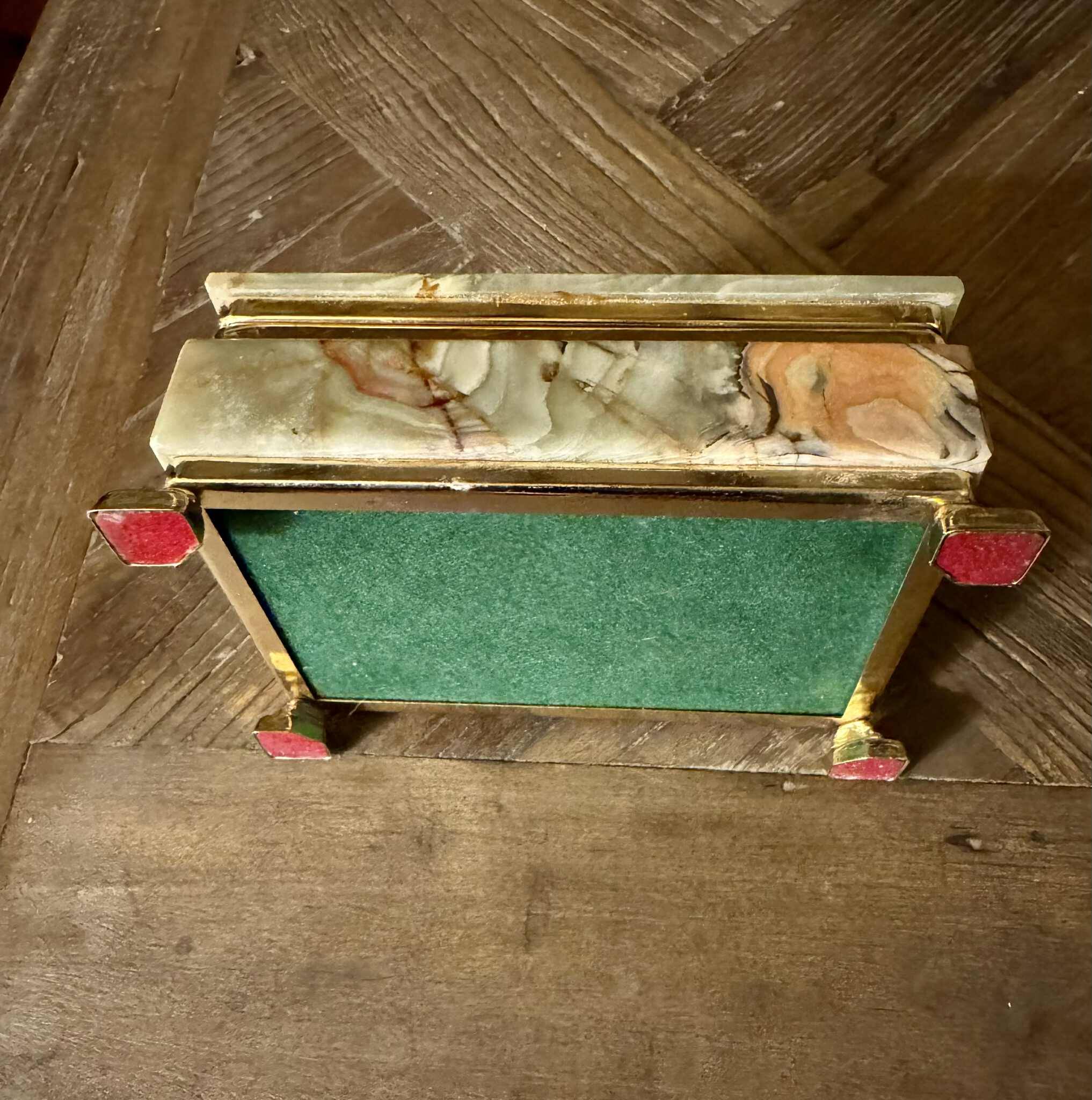 Onyx catchall box from the 1960s, vintage Italy.