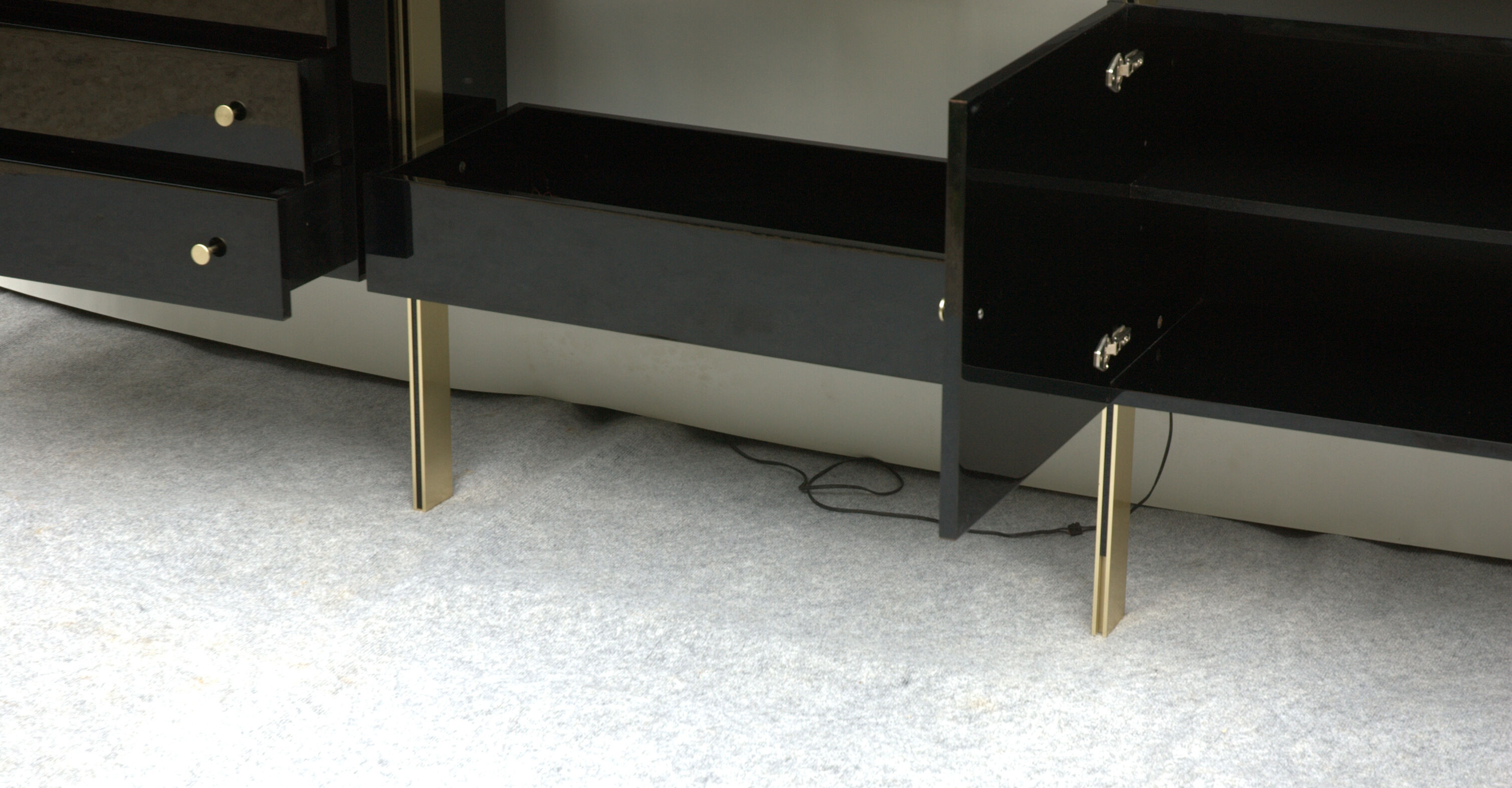 Library shelves in lacquer and brass by Roche Bobois 1970 s