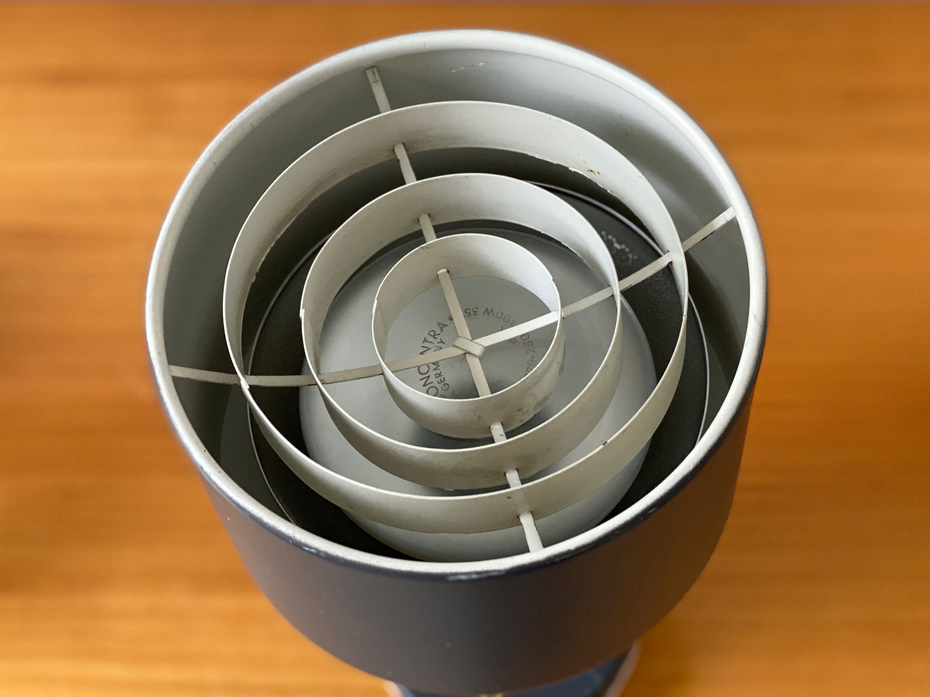 Exaktor spot wall sconce