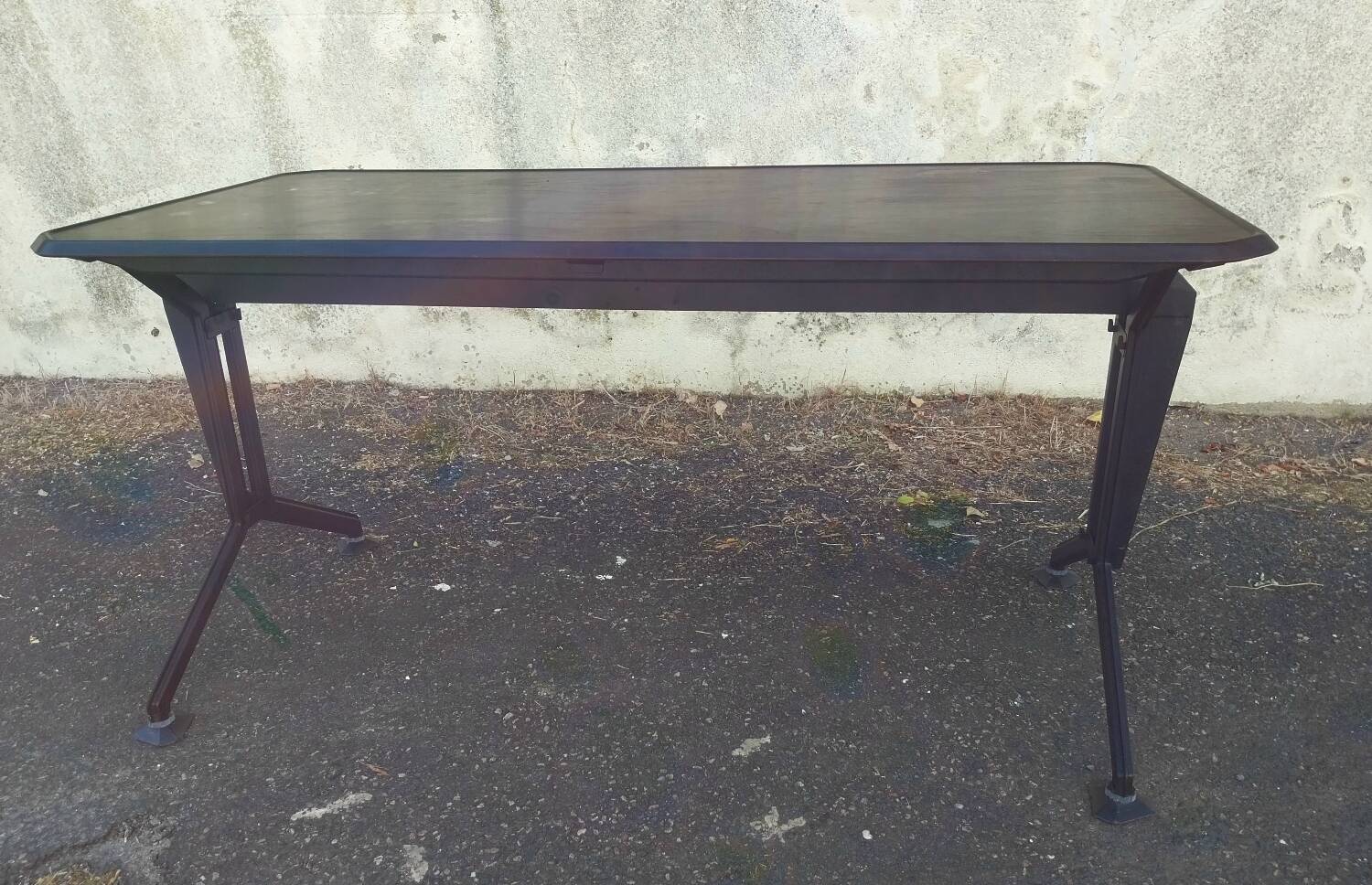 Arco desk from 1963