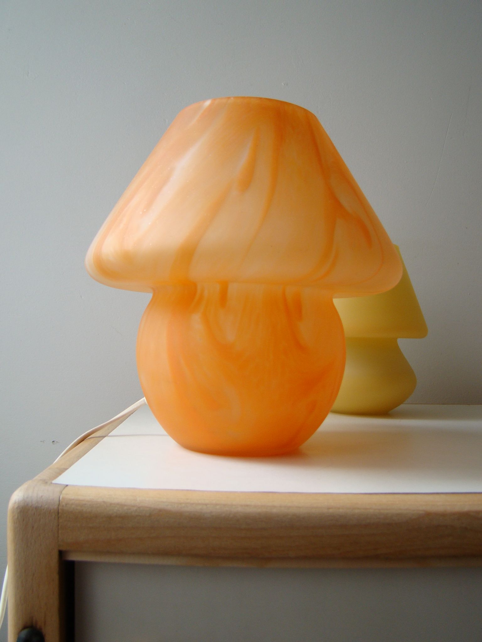 Lampe champignon vintage en verre soufflée artisanalement
