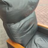 Luxury lusch vintage leather armchair