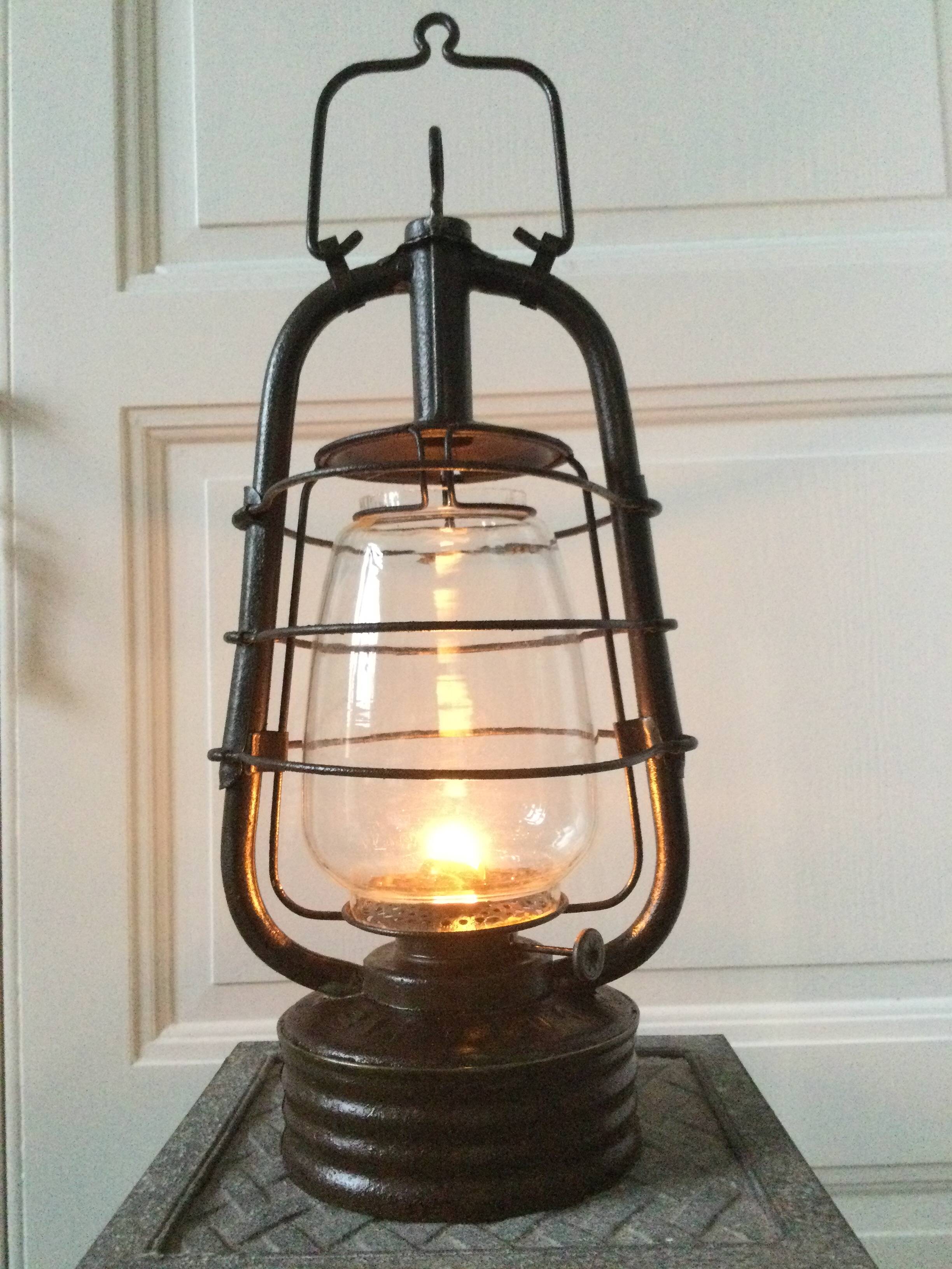 Oil lamp model SIF 501