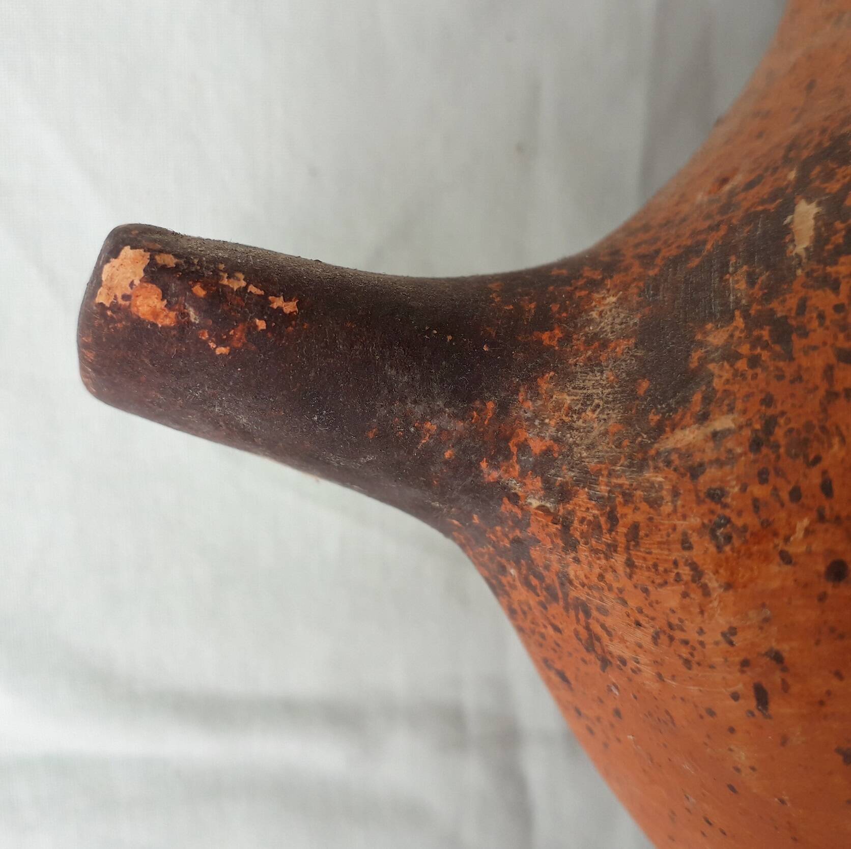 Vase zoomorphe en terre cuite