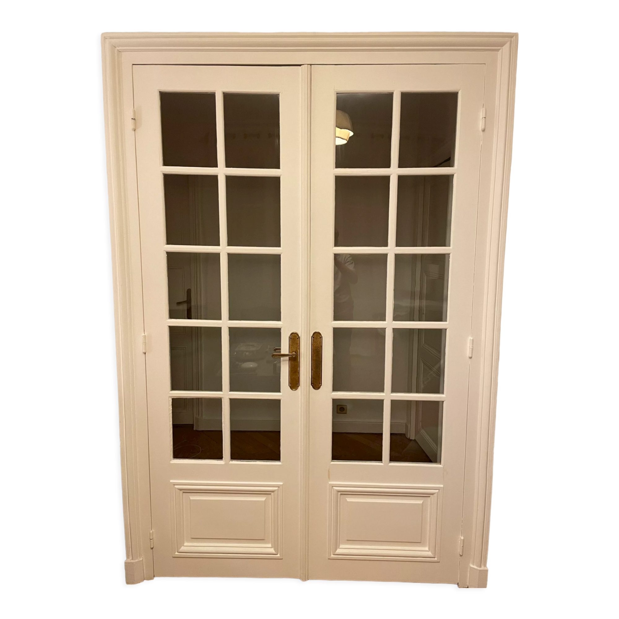 Double glass door Haussmannian apartment