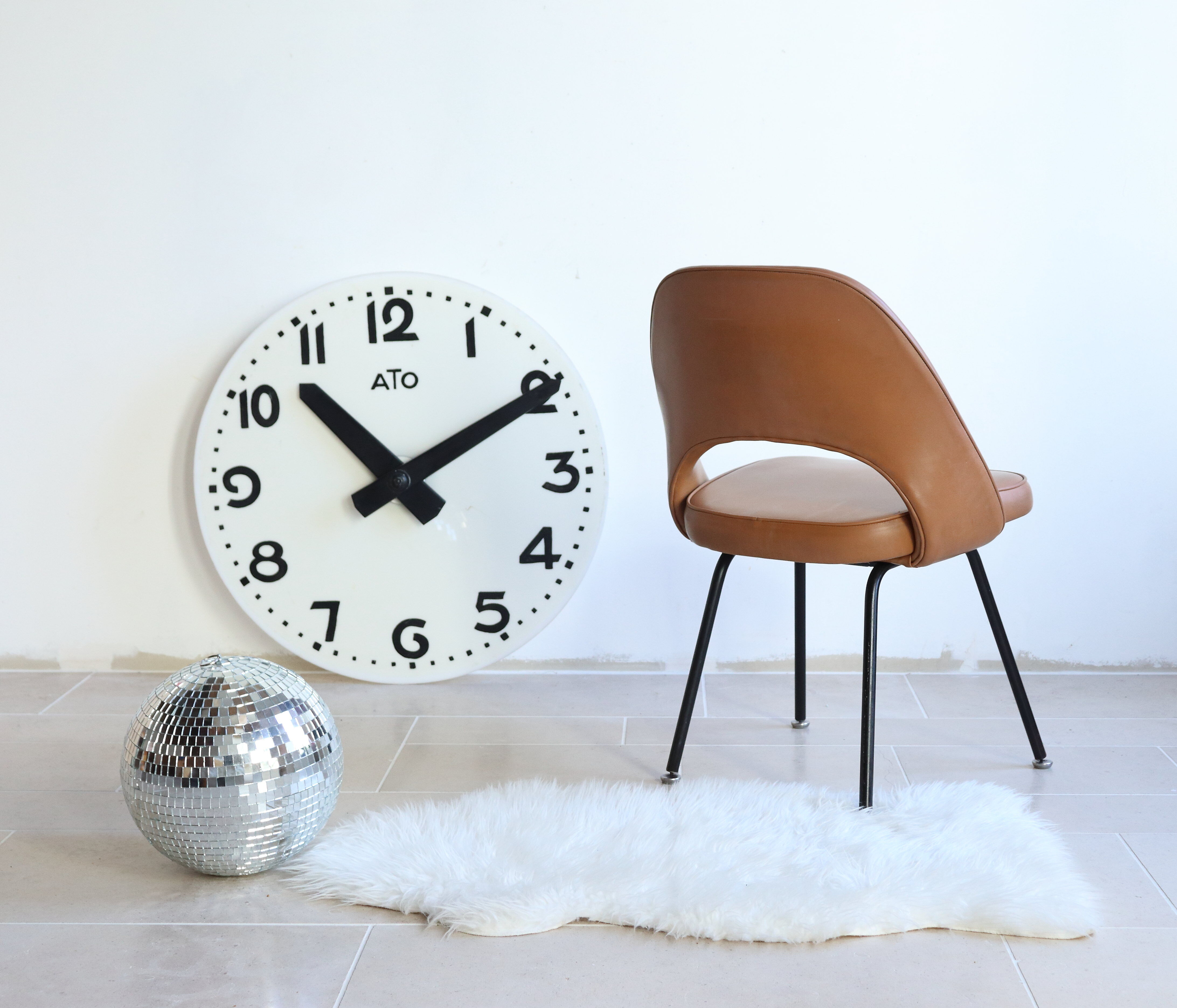 Suite of 4 Conference chairs by Eero Saarinen for Knoll of the 50s