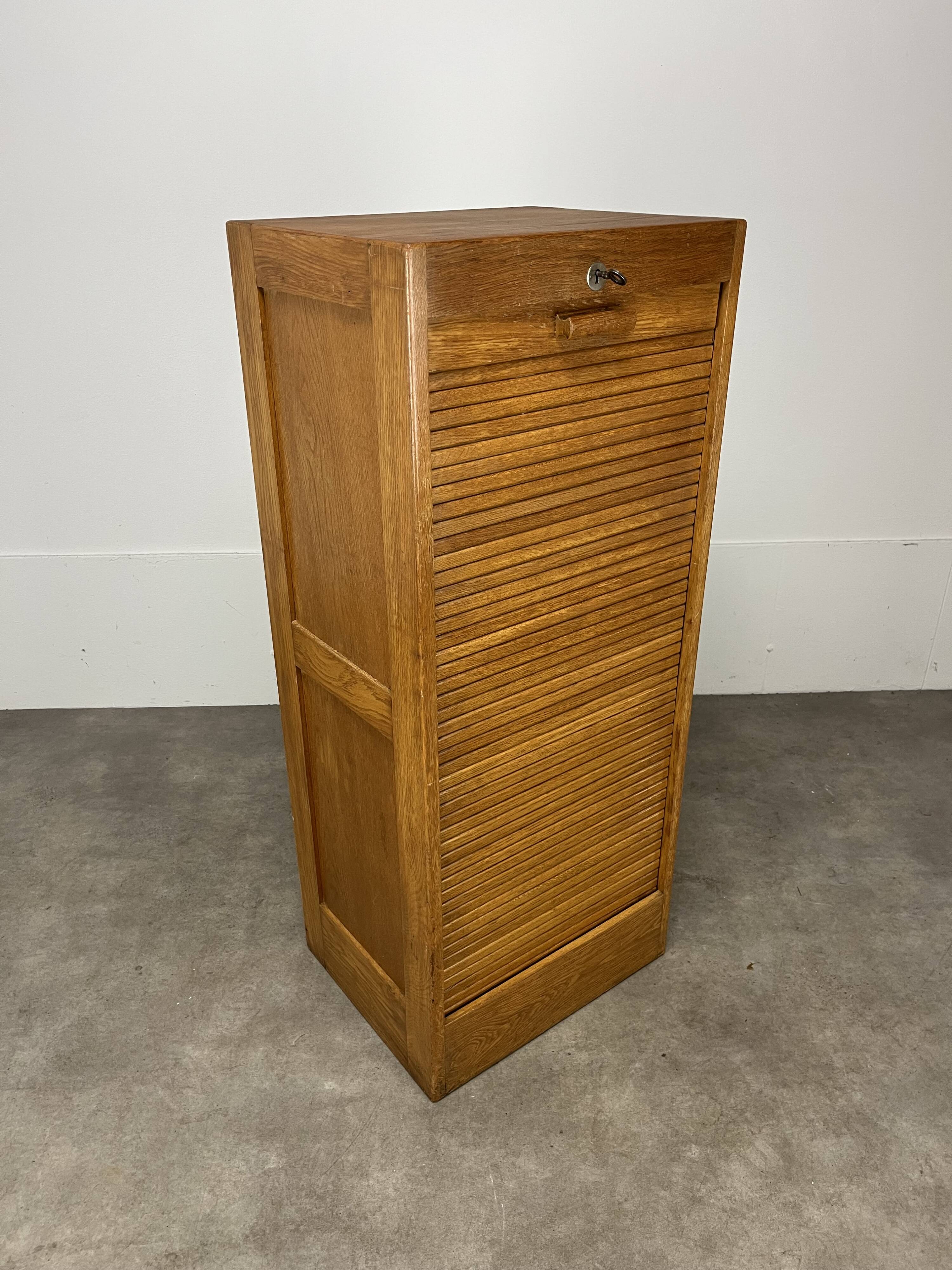 Filing cabinet with curtain, by trade