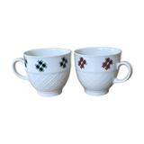 Duo of tartan-patterned cups