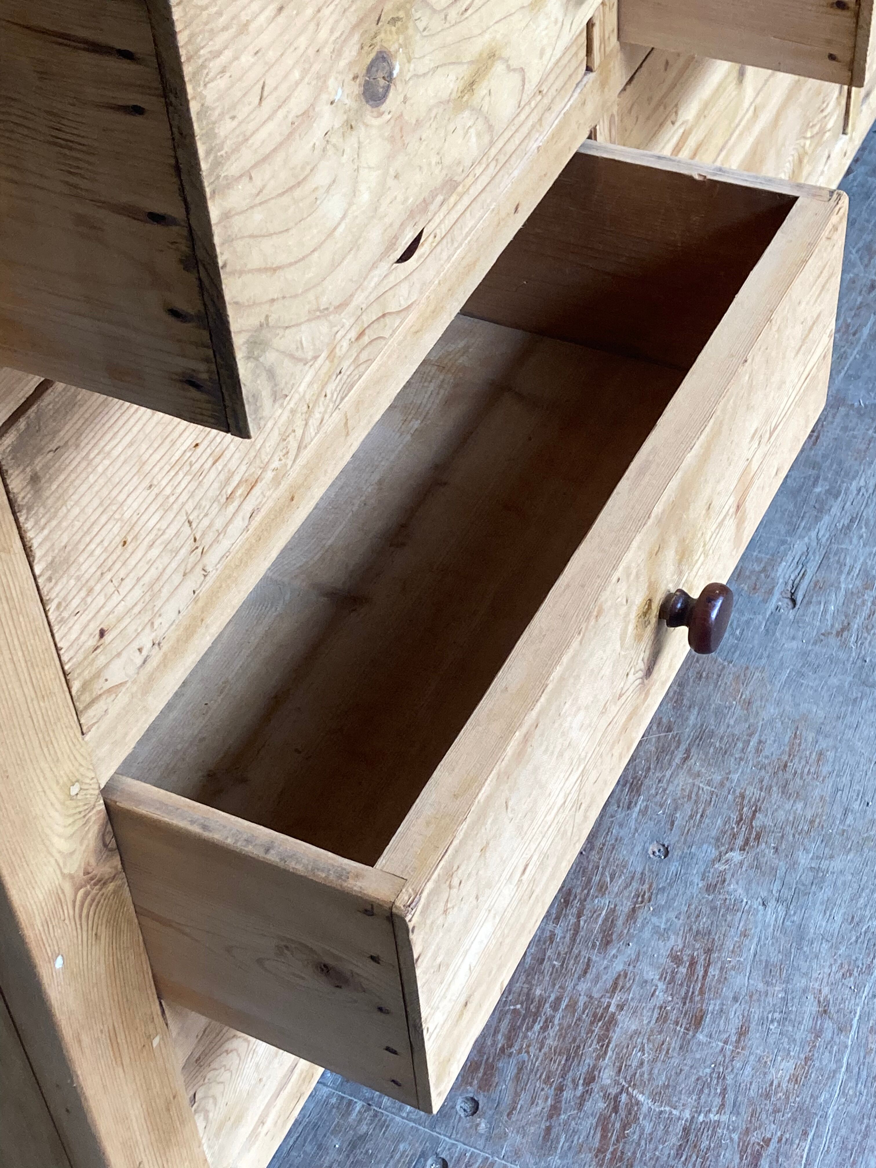 Piece of furniture by trade "haberdashery-hosiery"