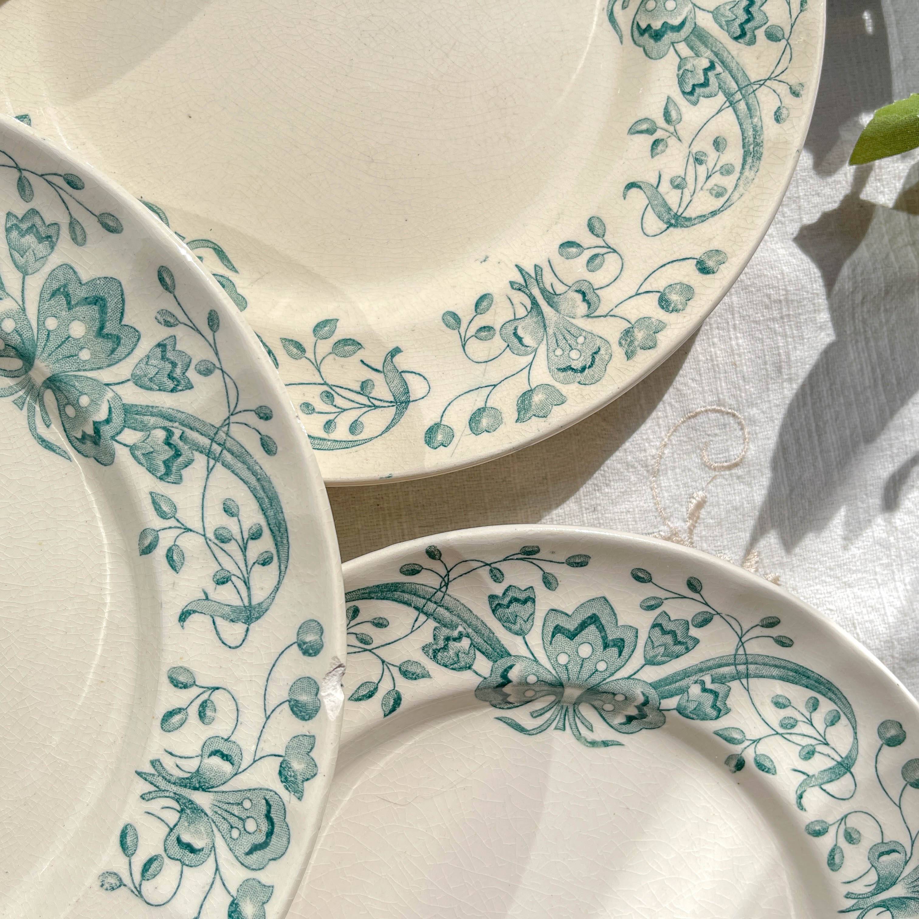 Lot of 8 Small Antique Iron Earth Plates "Figuig" Longchamp 19th Century