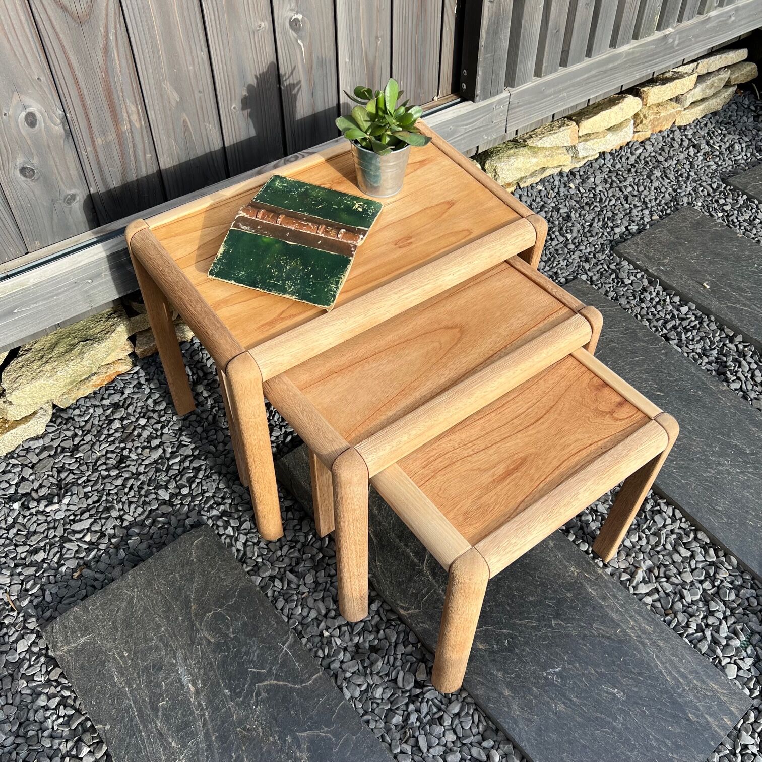 3 vintage nesting coffee tables