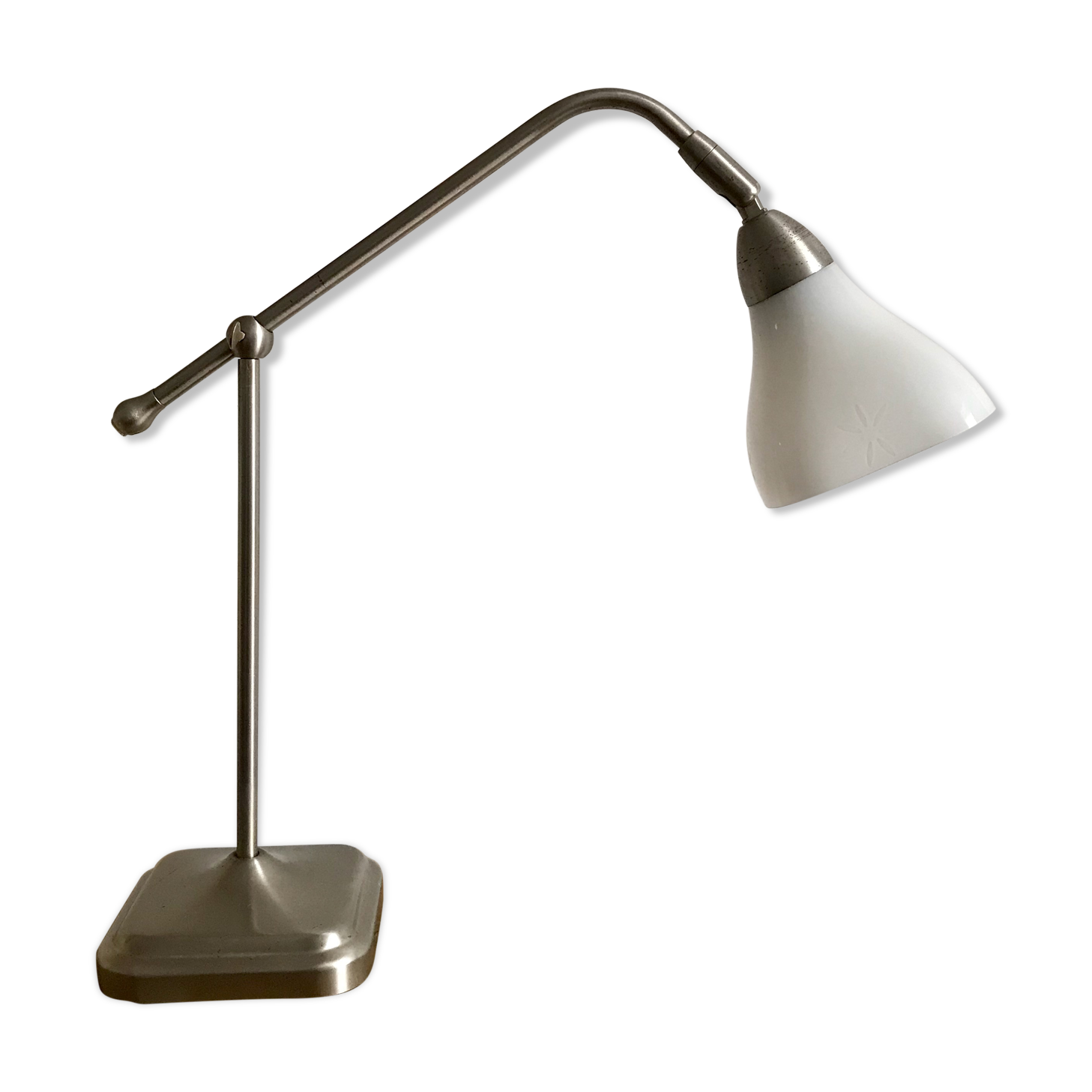 Metal and opaline desk lamp