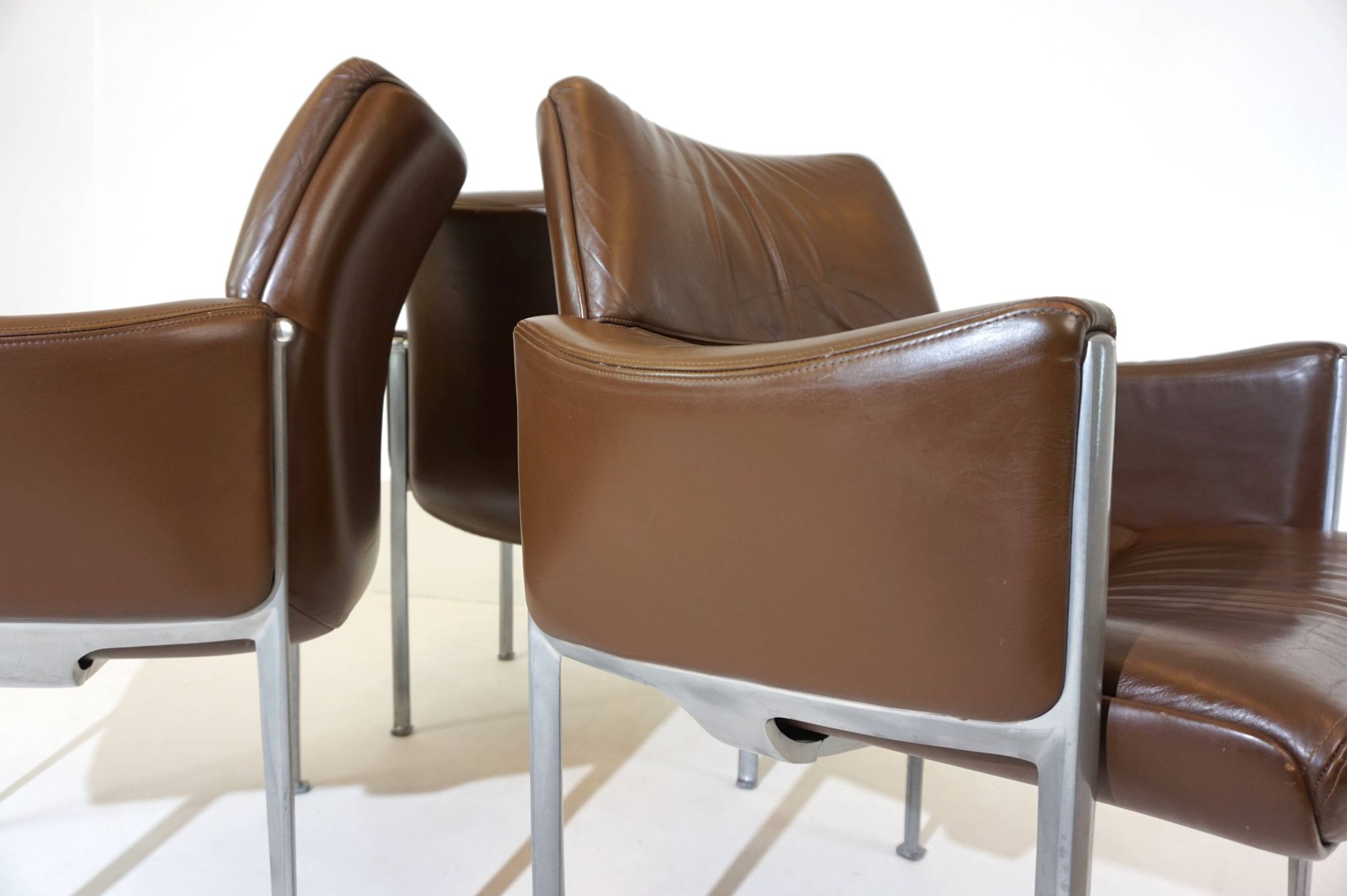 Röder Söhne Set of 3 leather office/dining room chairs by Miller Borgsen