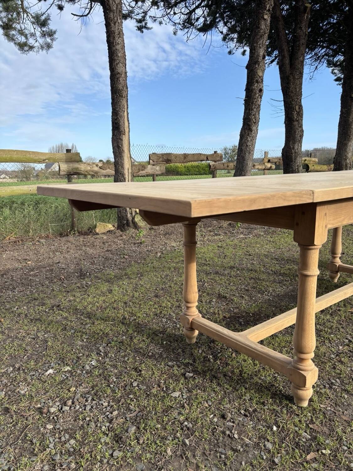 Beautiful solid oak farmhouse table