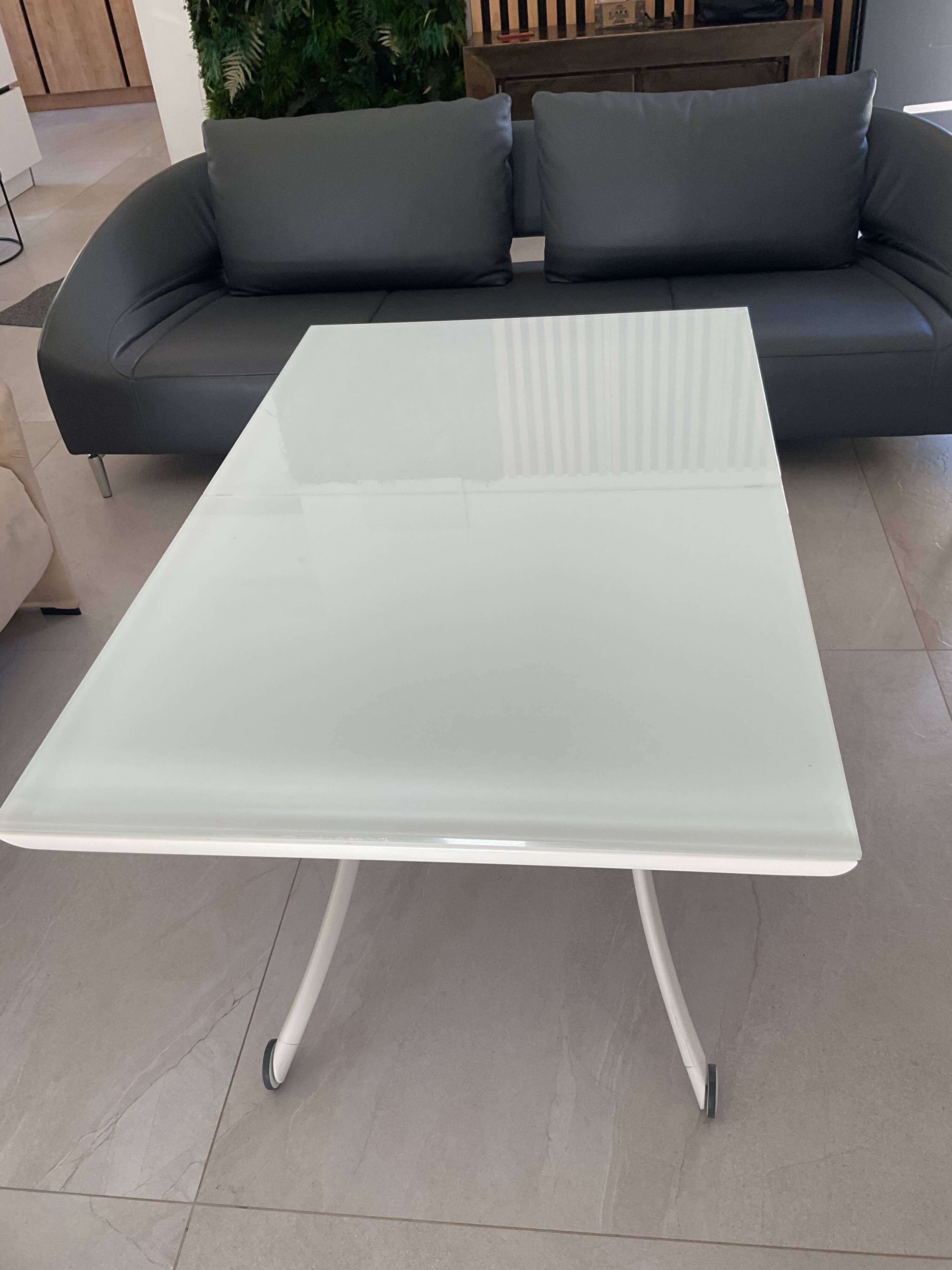 Table basse relevable Yo - yo Ligne Roset
