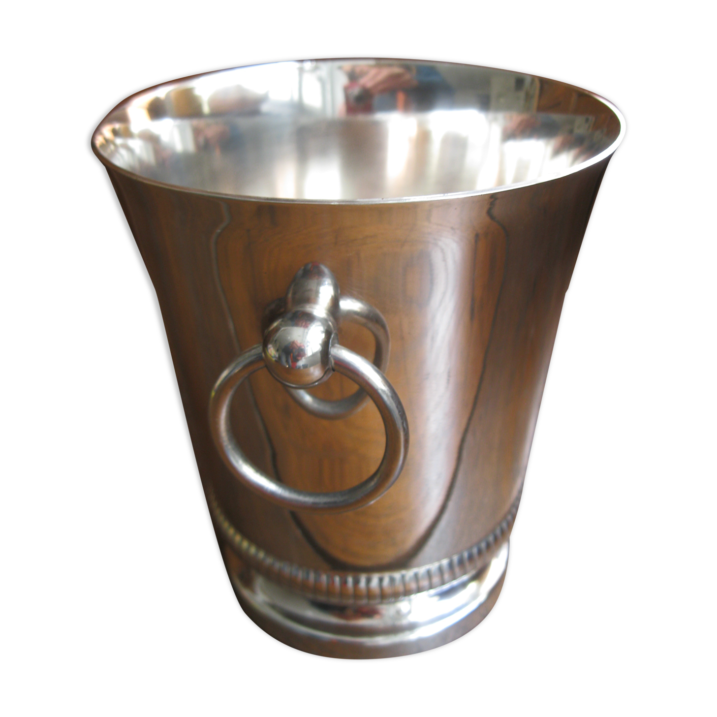 Silver metal ice bucket