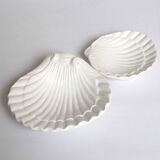 Duo of scallop shell ramekins