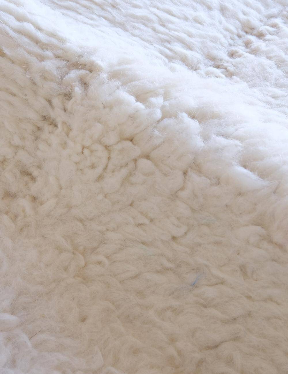 Beni Ouarain White Rug - 340 x 241 cm