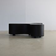 Banc Flower Vitra par Sanaa