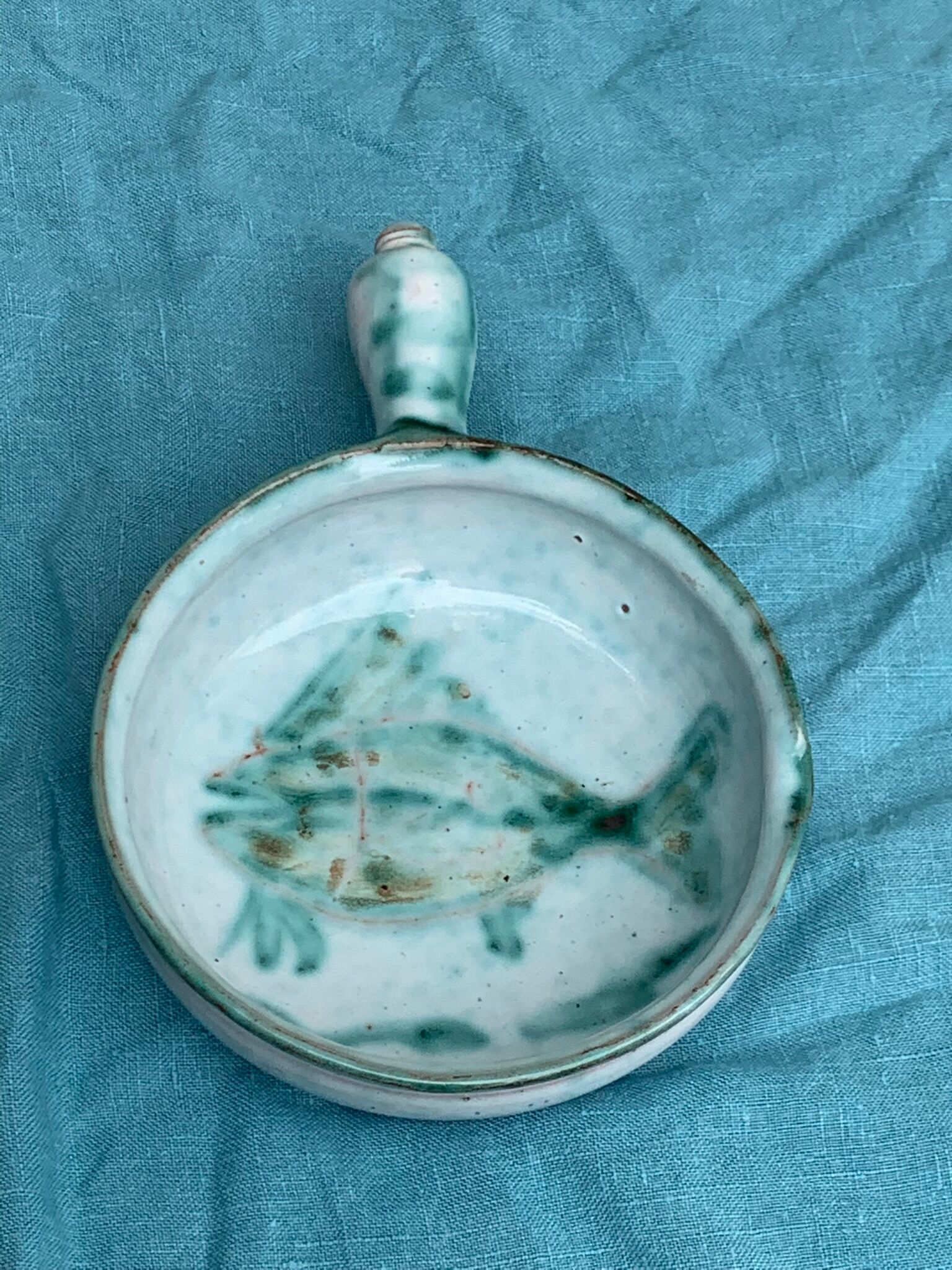 Caquelon, pan sign Humbert pittari vallauris model with blue glazed ceramic fish