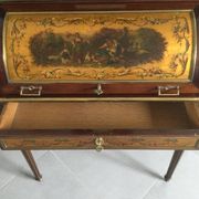Bonheur Du Jour De Style Louis XVI En Acajou