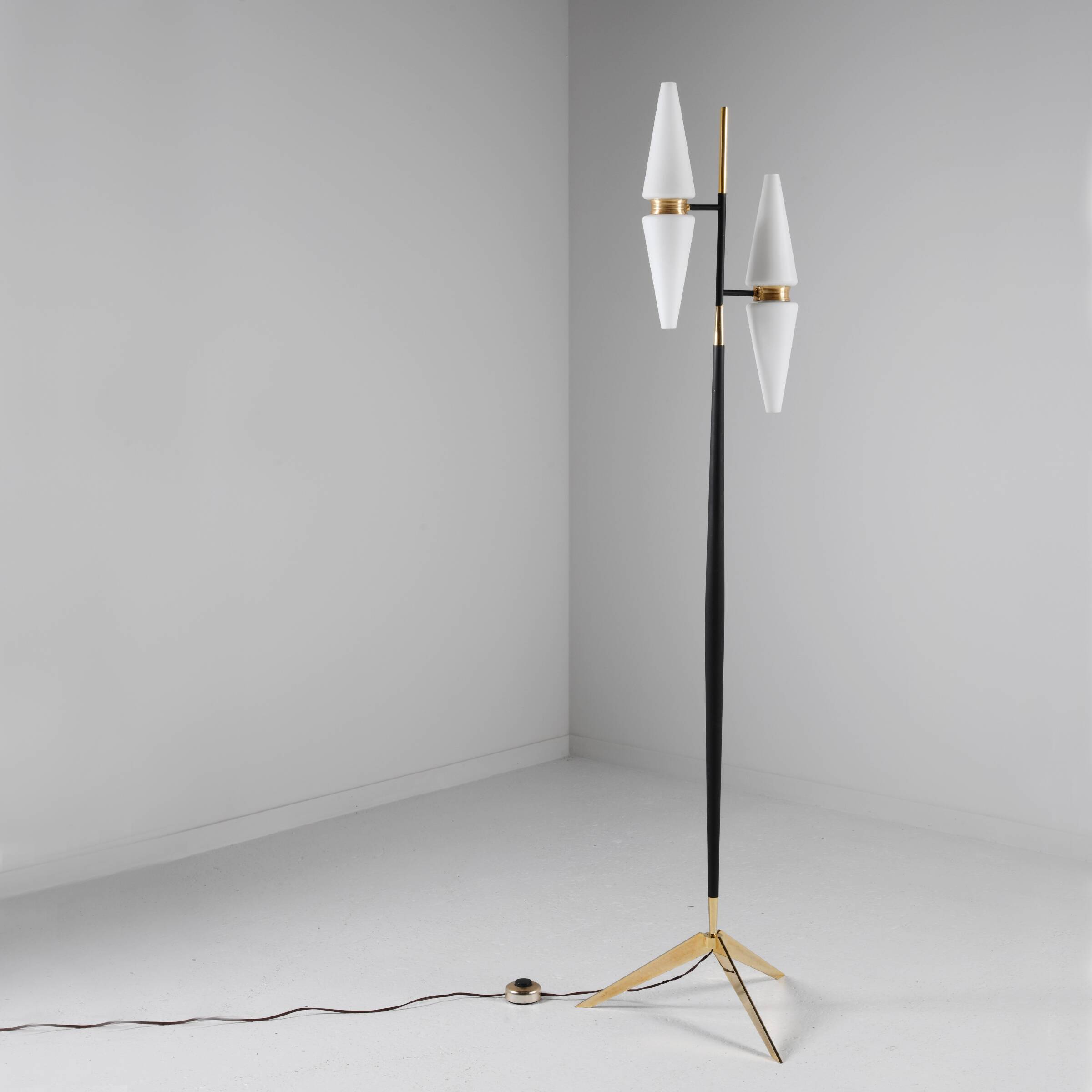 Lunel house floor lamp