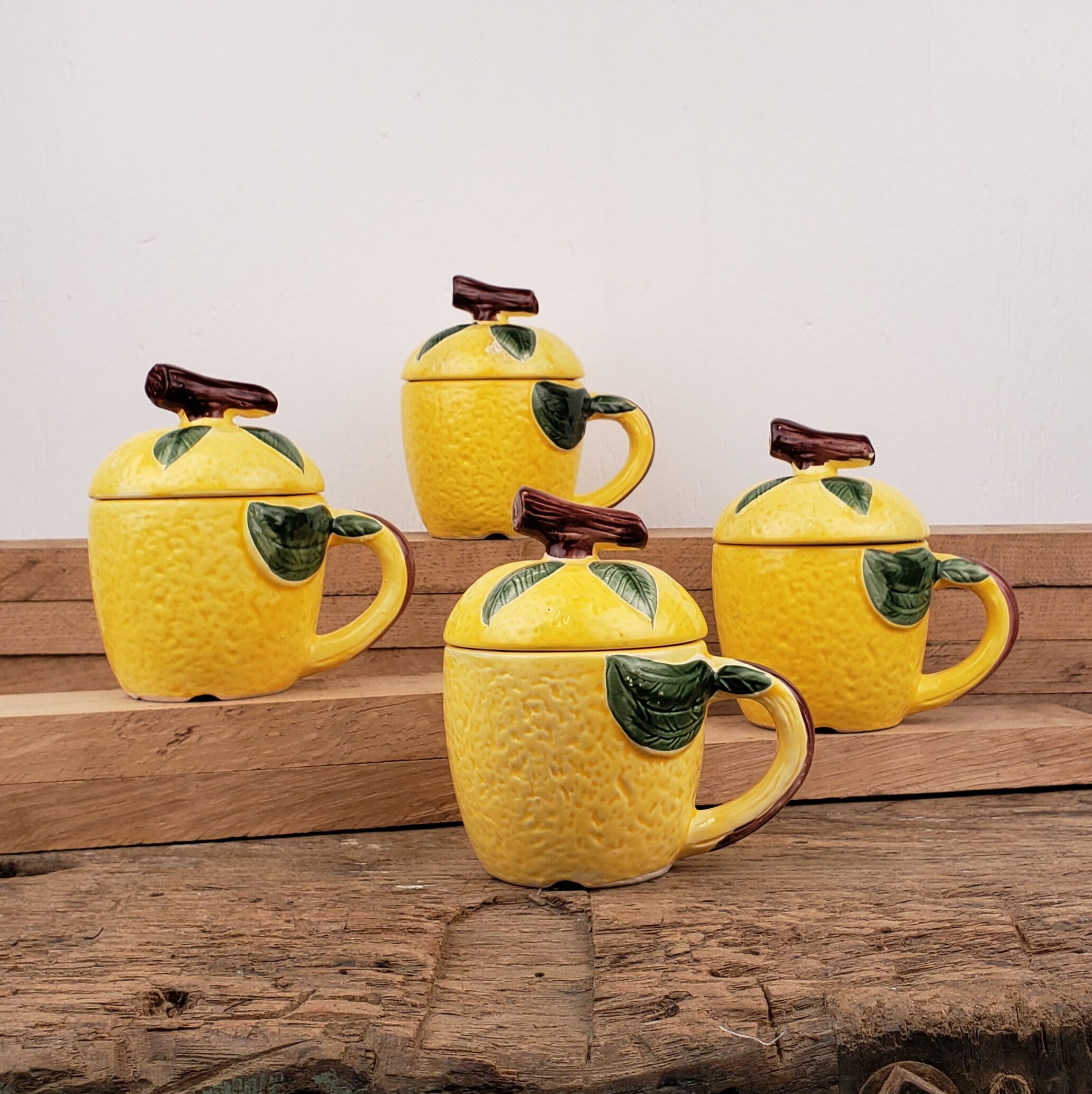 Lemon slurry cups with lid