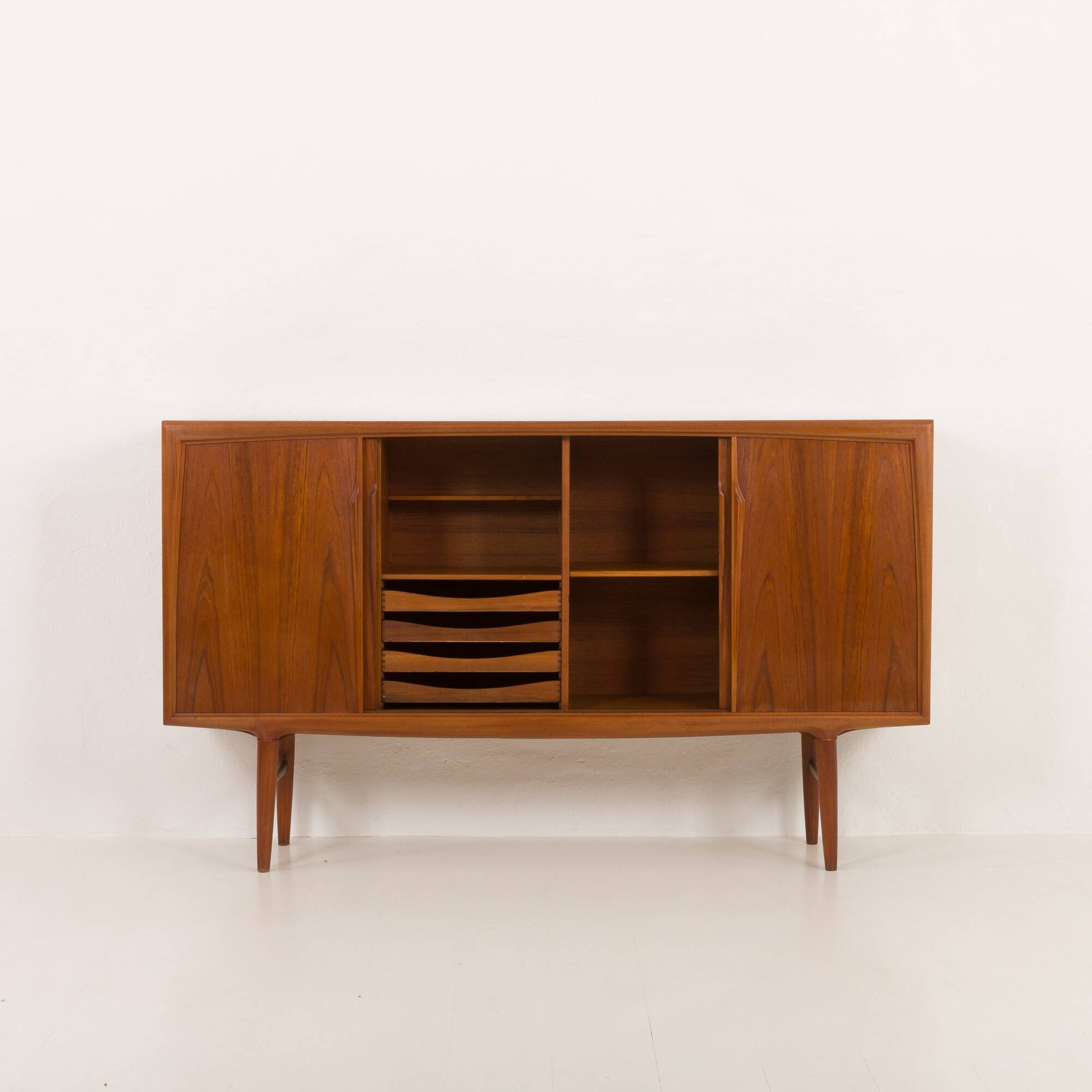 Omann Jun mid-century teak credenza, Denmark 1950s