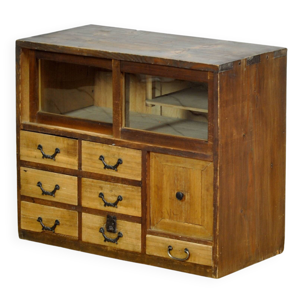 Cabinet japonais, vers 1930