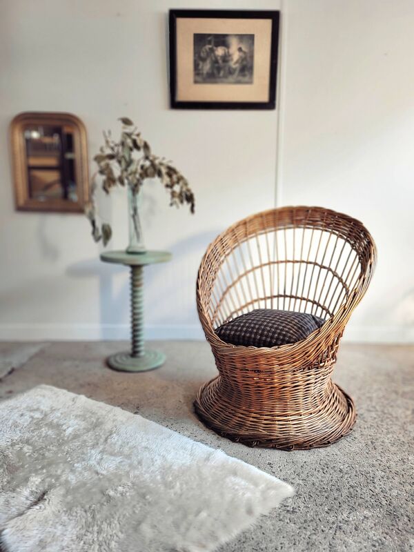Fauteuil corbeille en osier
