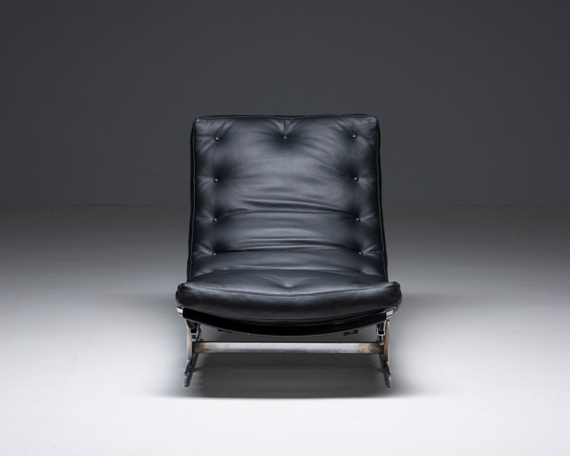 Fauteuil aved pouf de Roger de Winter, années 1960, Belqique