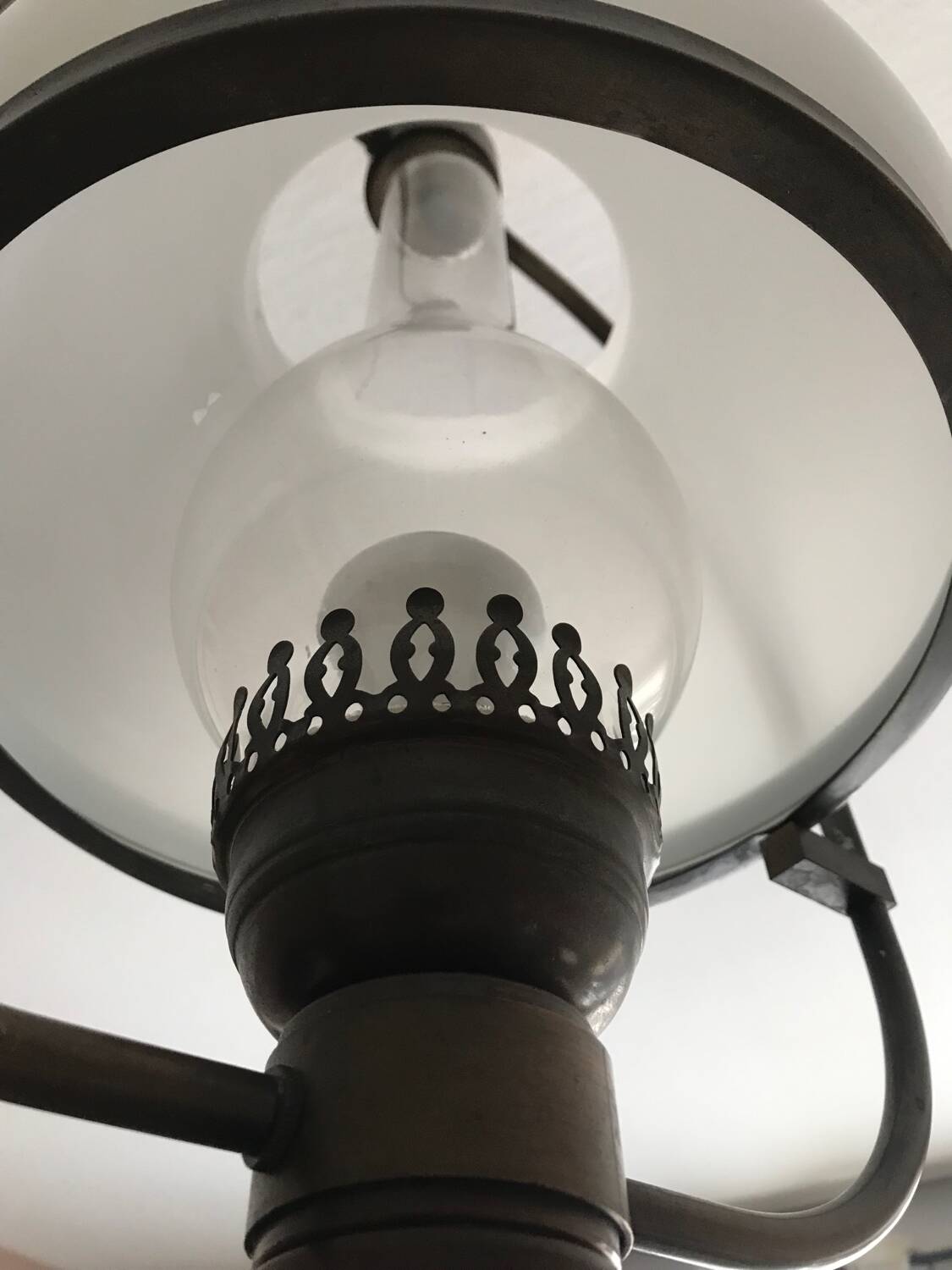 Chandelier / old suspension with opaline / kerosene lamp