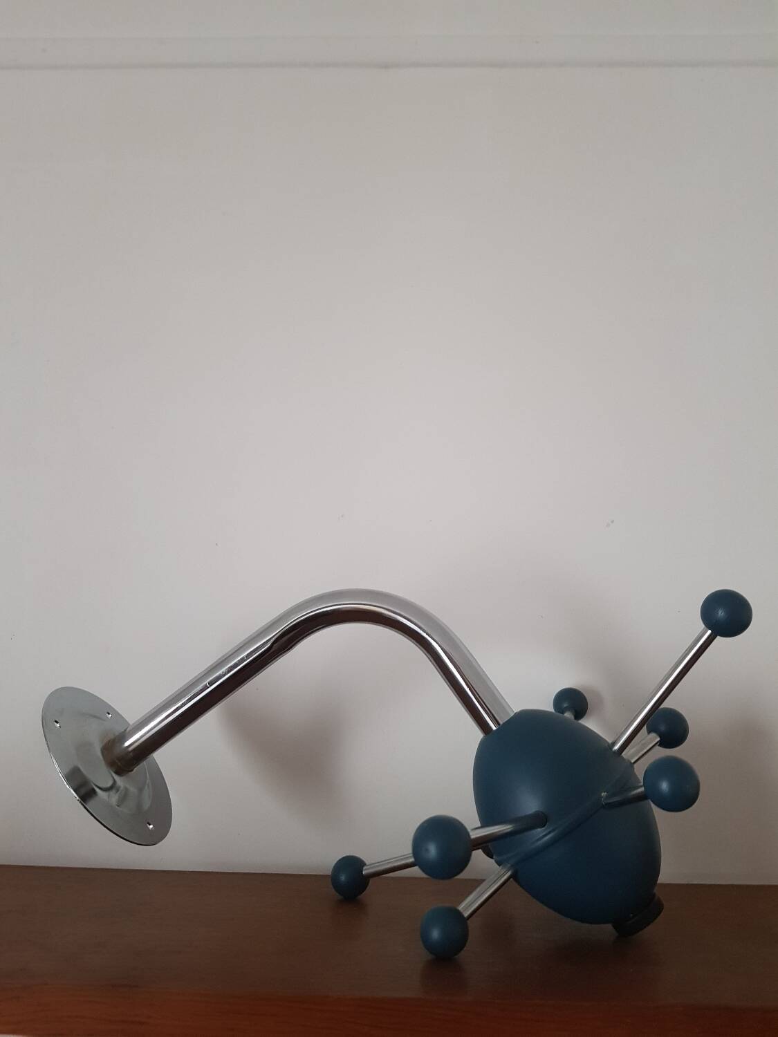 Sputnik wall coat rack