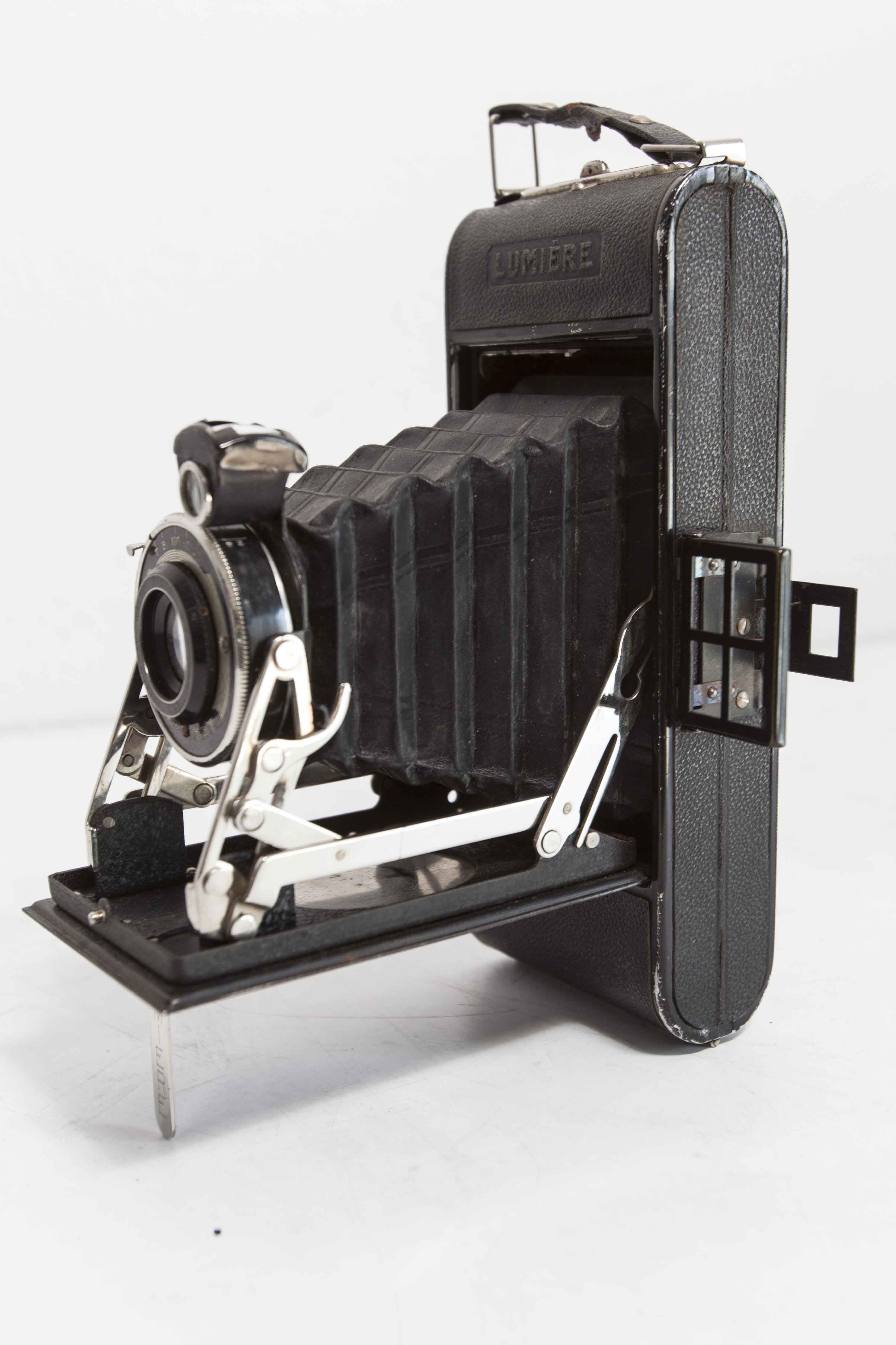 1930 Art Deco Light Camera
