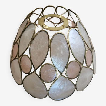 Mother-of-pearl pendant