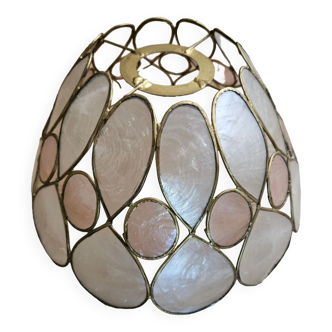 Mother-of-pearl pendant