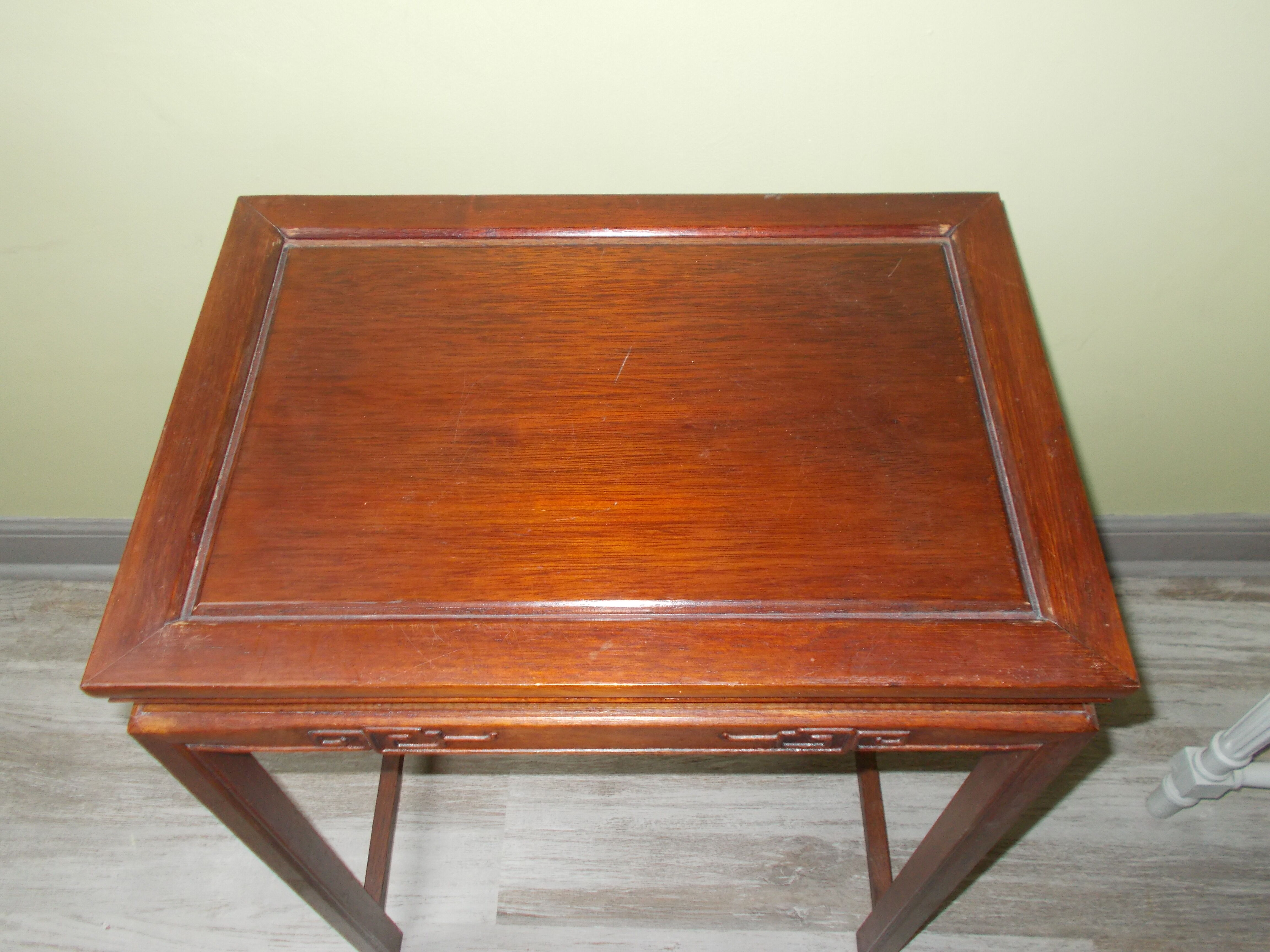 Desserte wood varnished